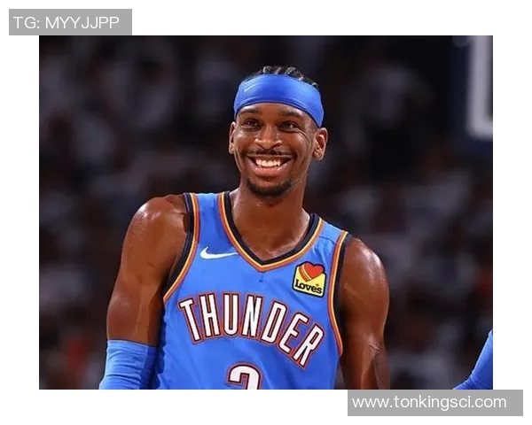 亚历山大:一直努力在篮球层面上不断进化 尤其是在思维层面 亚历山大:一直努力在篮球层面上不断进化 尤其是在思维层面