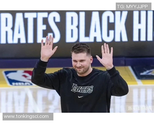 东契奇复出!ESPN预测胜率:湖人55.8%,马刺44.2% 东契奇复出!ESPN预测胜率:湖人55.8%,马刺44.2%