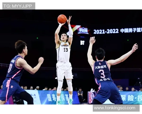 郭艾伦会上吗?广州男篮公布洲俱杯赛程 “1周需打5场比赛” 郭艾伦会上吗?广州男篮公布洲俱杯赛程 “1周需打5场比赛”