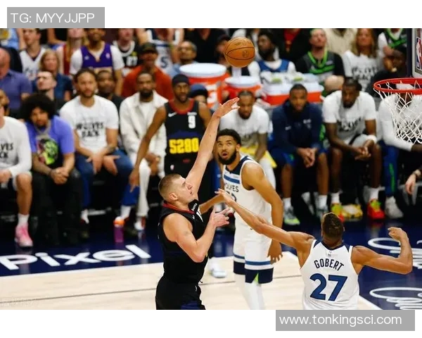 56分三双！麦丹谈防守约基奇：戈贝尔都防不住，我也无能为力