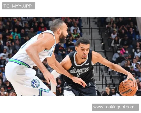 19分逆转马刺！爱德华兹赛后仰天长啸 很高兴啊！